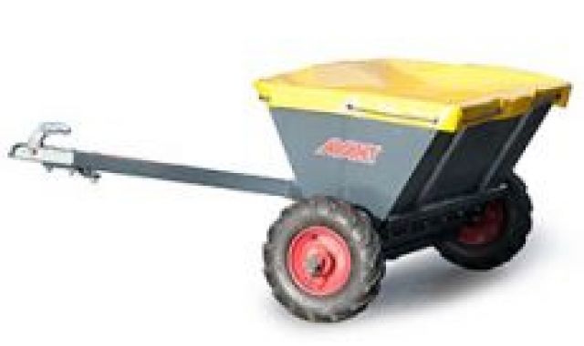 Towable Sand/salt Spreader